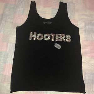 Medium Hooters Girl Camo Shirt